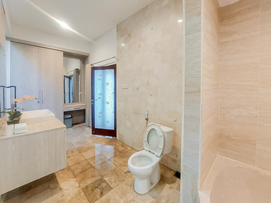 Villa Gading (Jimbaran 5BR)