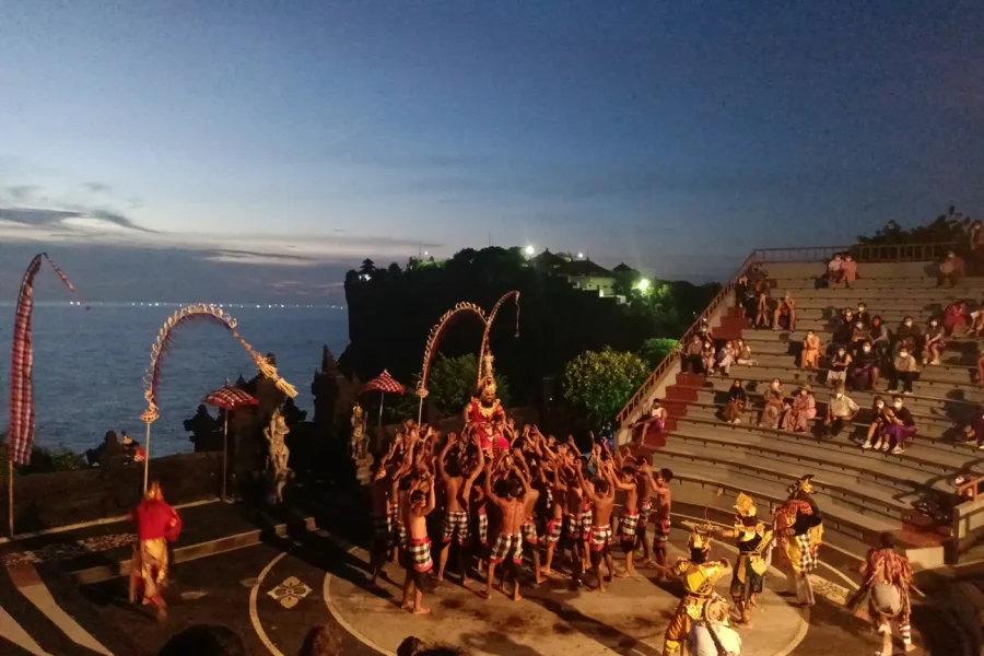 Tiket Kecak Uluwatu dan Melasti
